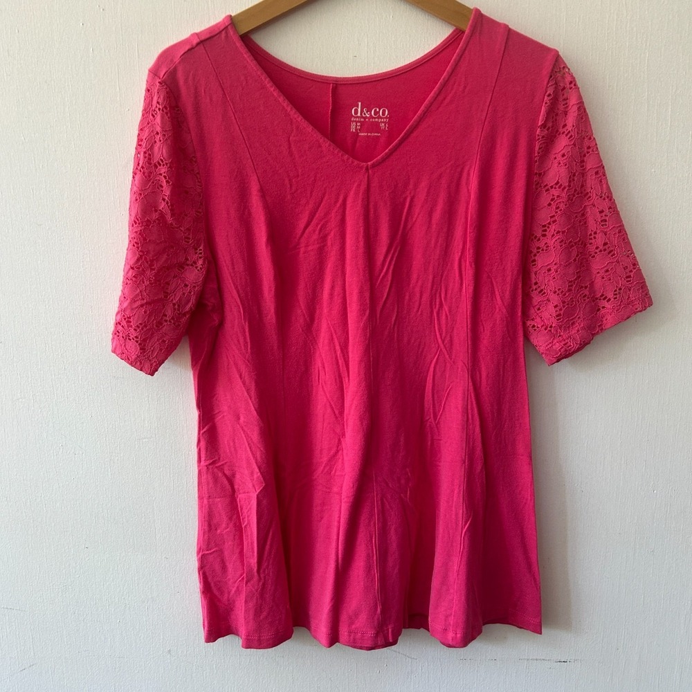 d&co Short Sleeve Top Womens Medium Pink Vneck Lace Sleeves Cottagecore Boho